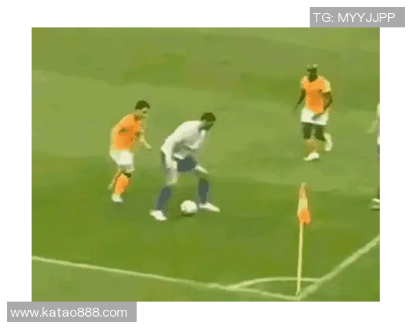 中国足球明星的搞笑瞬间与调侃趣事大盘点 中国足球明星的搞笑瞬间与调侃趣事大盘点