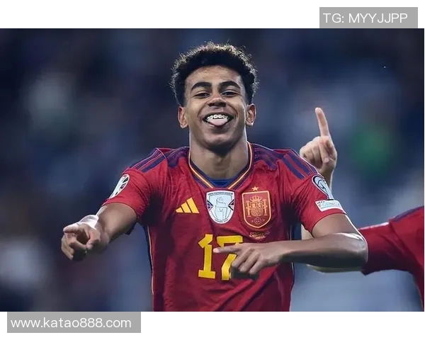 全球足球明星全名汇总及个人成就介绍