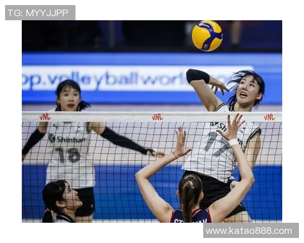 南京排球队以92分领跑挑战赛积分榜展现强劲实力和团队合作精神